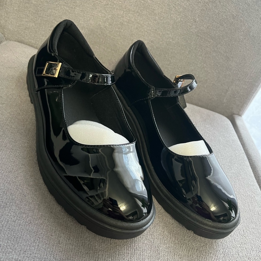 Black Patent Leather Mary Jane Shoes